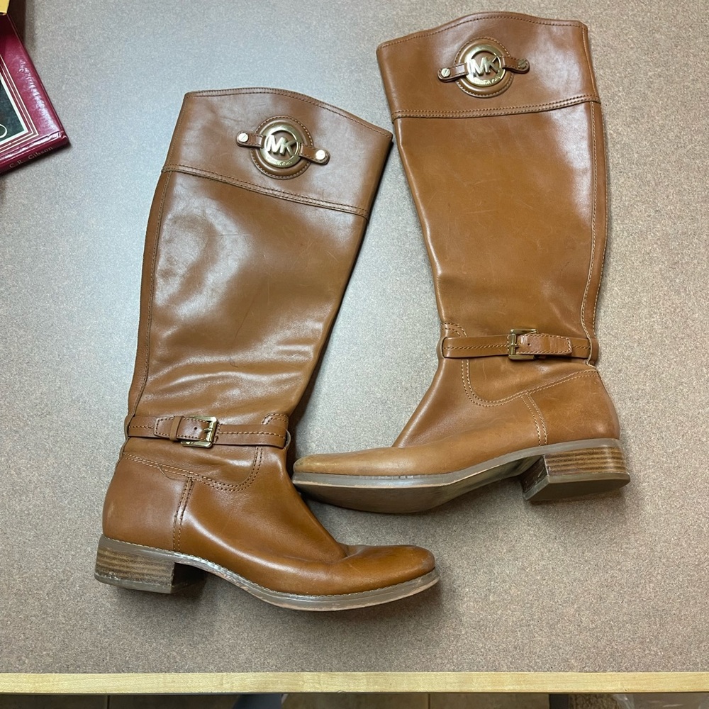 Michael Kors Leather boots
